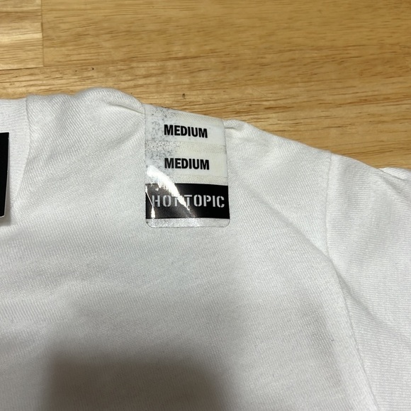 Of mice and men Metalcore alternative rock men’s medium nwt whit t-shirt band - Picture 7 of 8